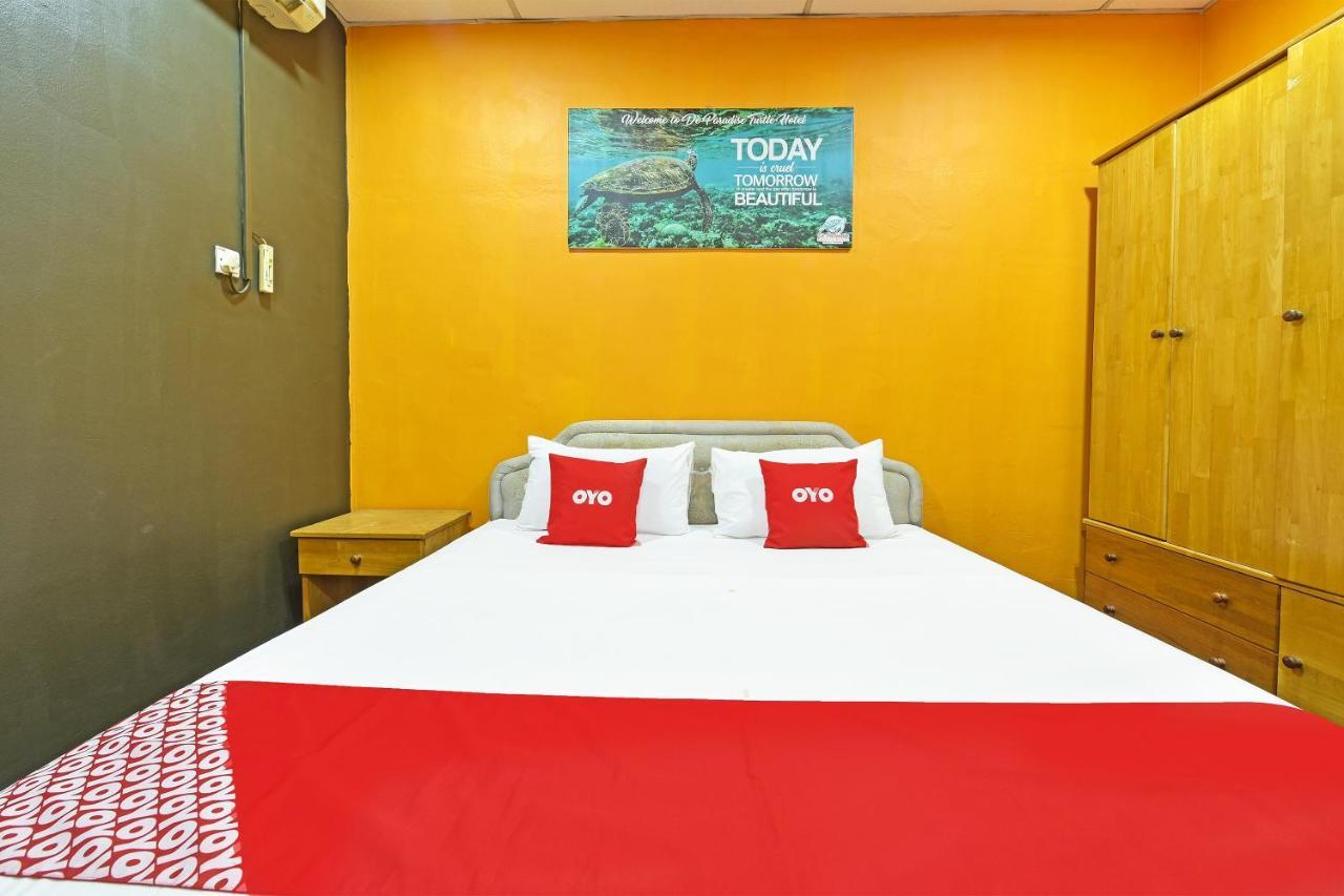 Oyo 90672 De Paradise Turtle Hotel Кертих Екстериор снимка